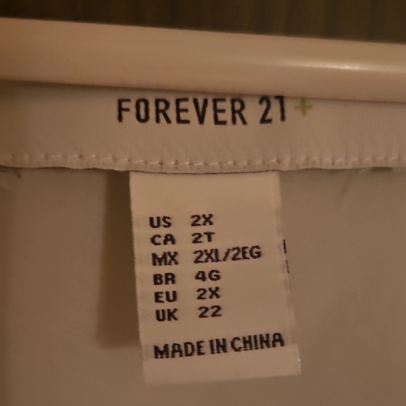 NWOT Forever 21 Dress - Picture 3 of 5